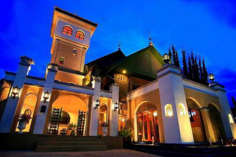 The Castle Chiang Mai Hotel ภายนอก รูปภาพ